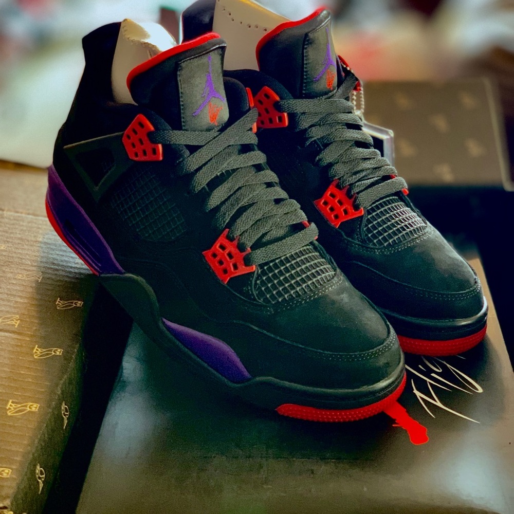**8 HOUR PRICE DROP**4PM AIR JORDAN 4 RETRO - Picture 1 of 8